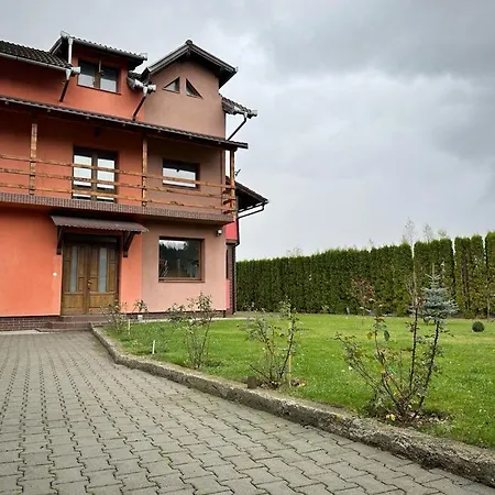 Guest house Pensiunea Floro Intorsura Buzaului
